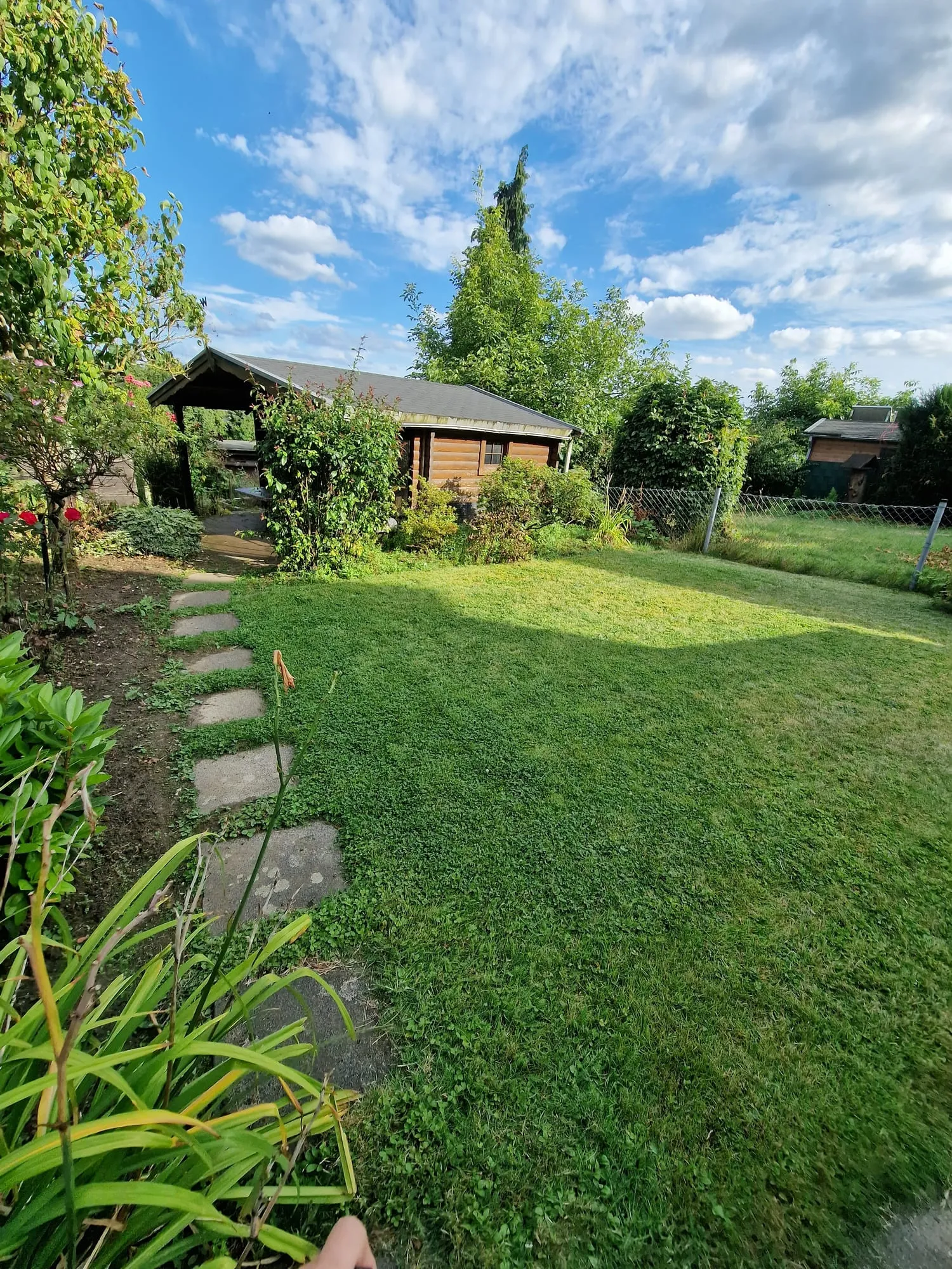 Garten linksseitig