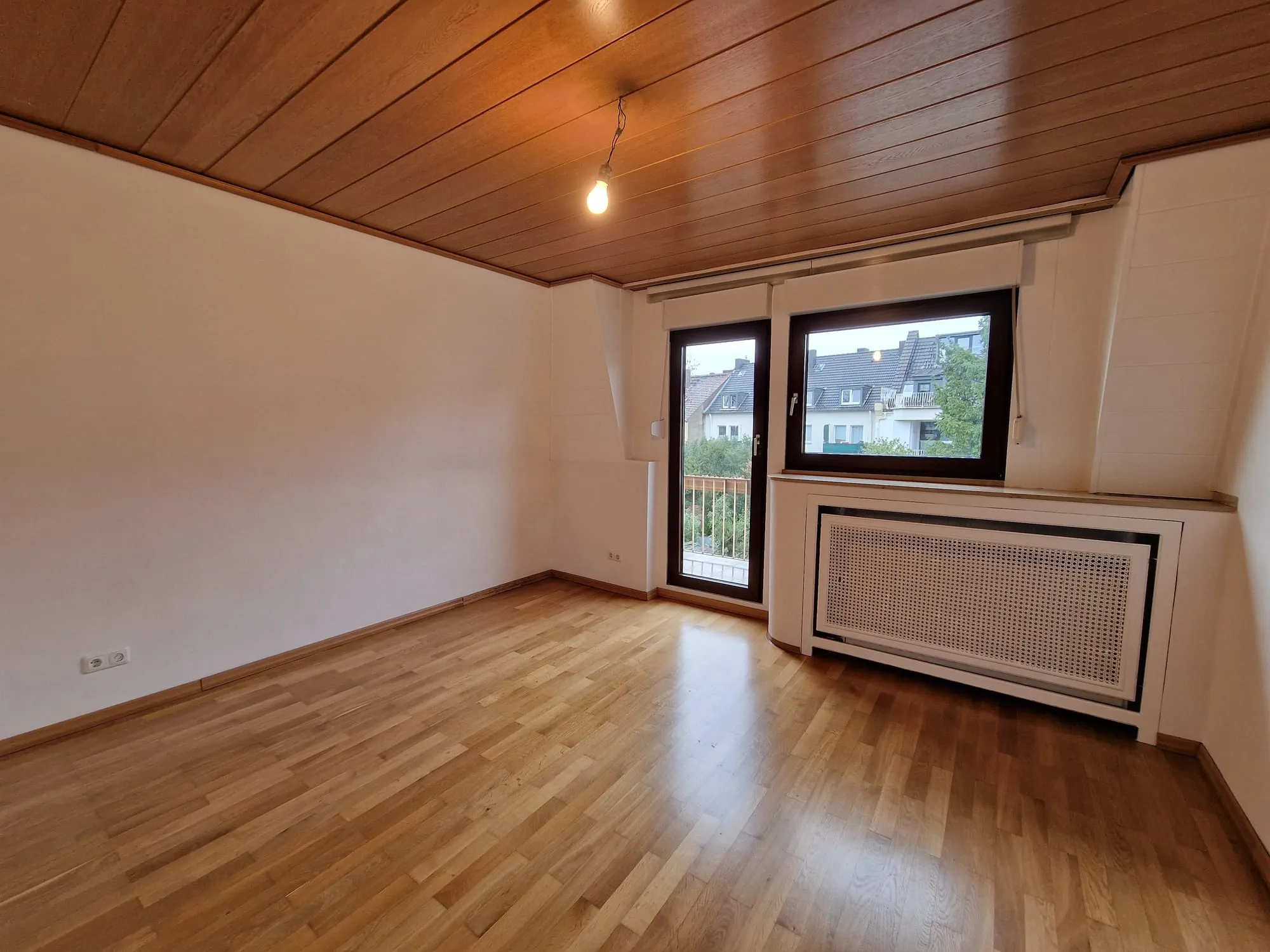 Ankleidezimmer / Büro