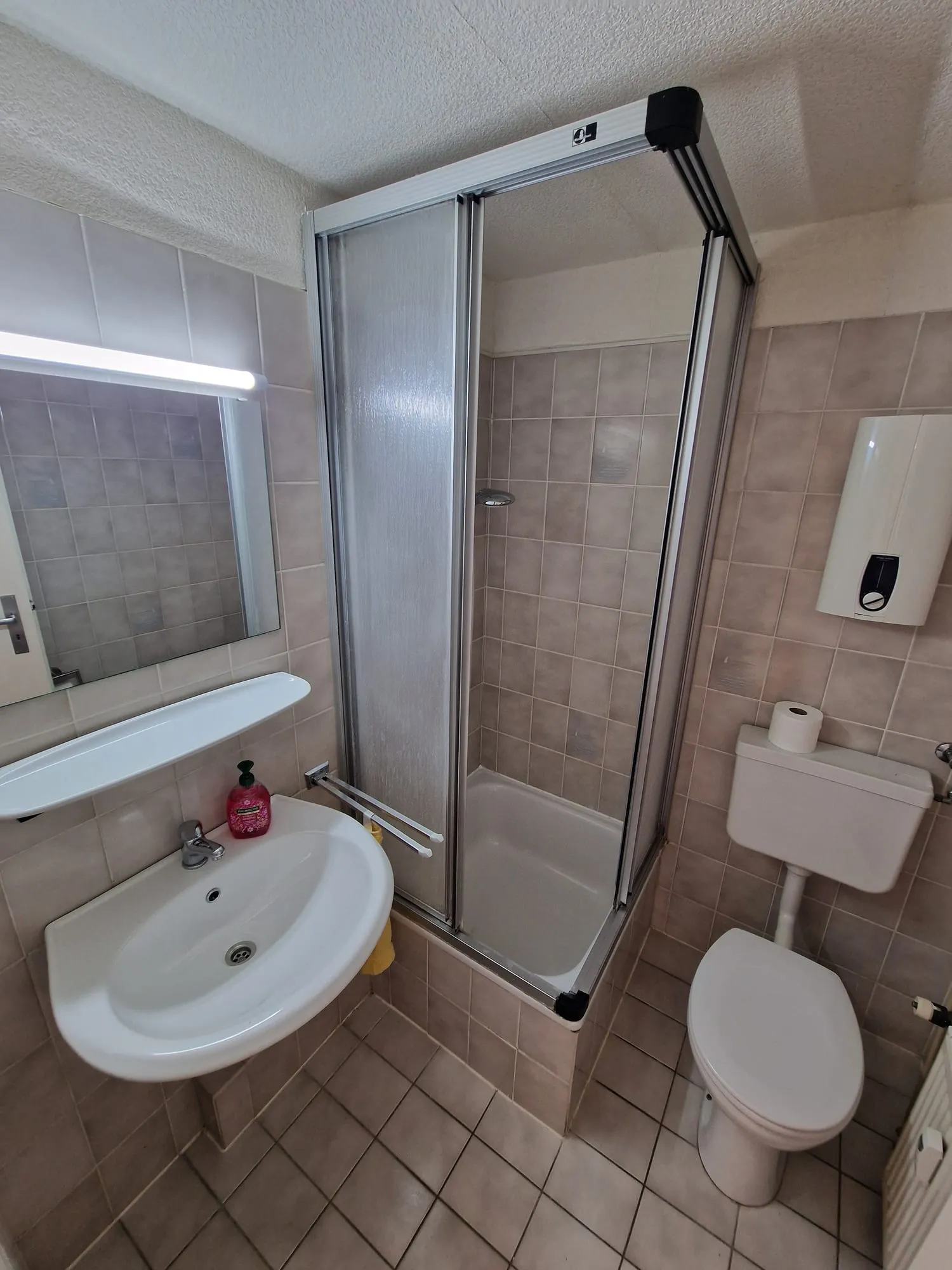 Gepflegtes Badezimmer