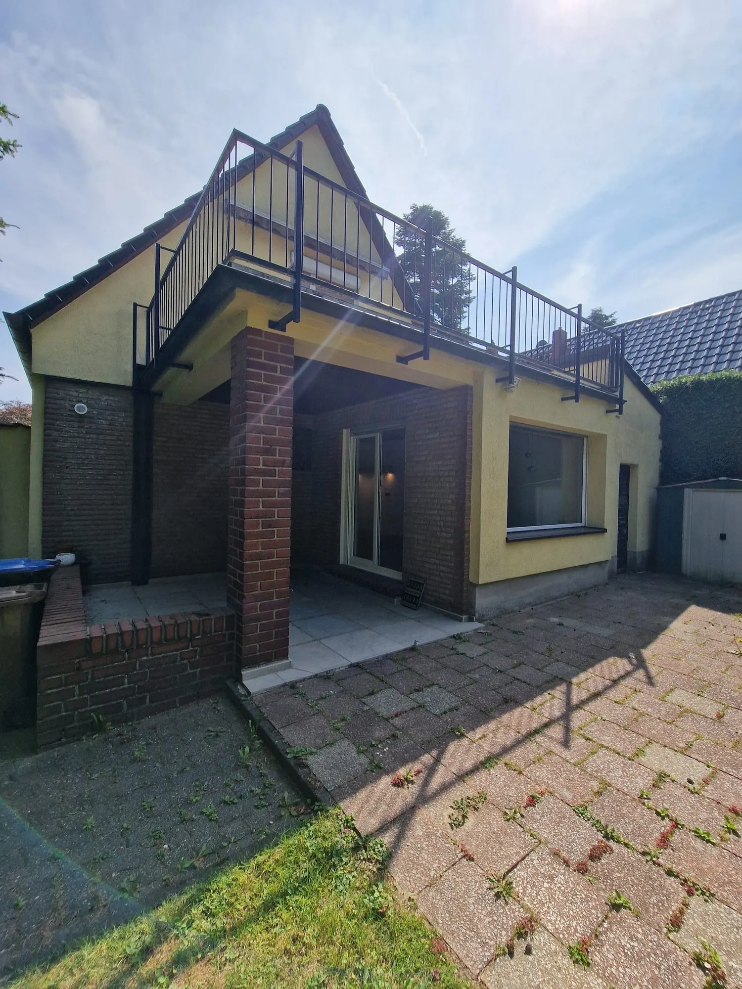 Hausrückseite
