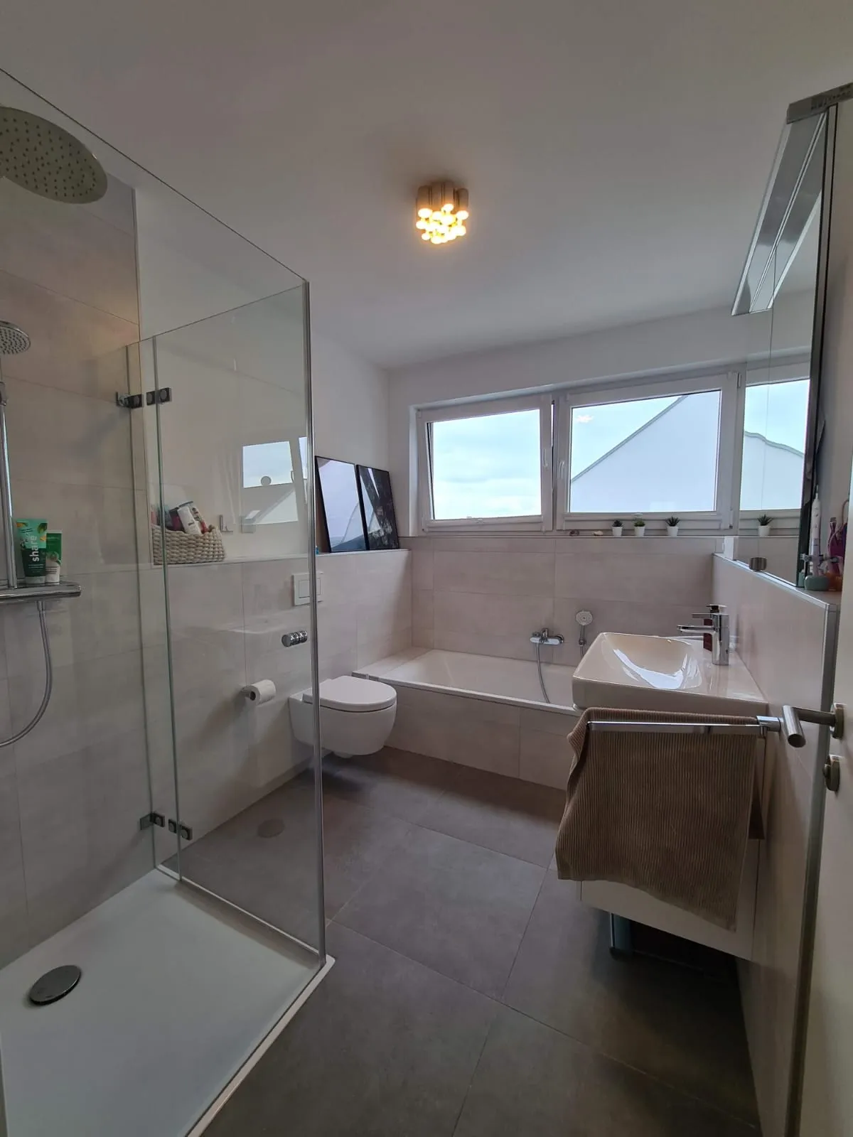 Hauptbadezimmer